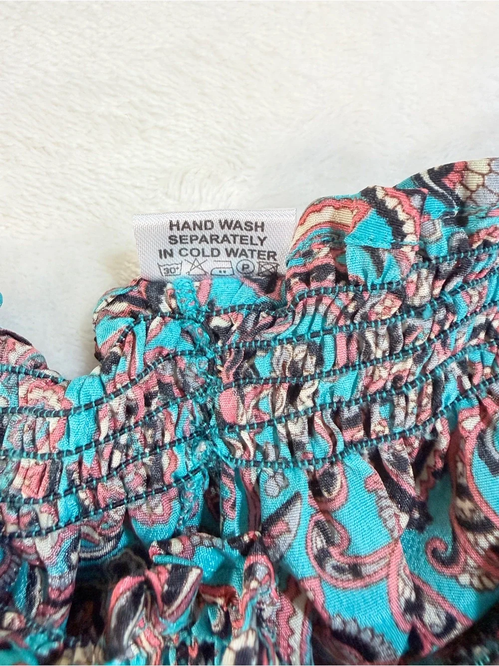 Boho Paisley Flowy Shorts -‎ High Waisted Smocked Summer Silhouette - Small